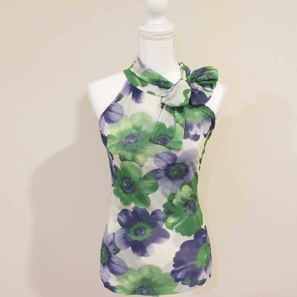 New York & Company nylon top. Size XS